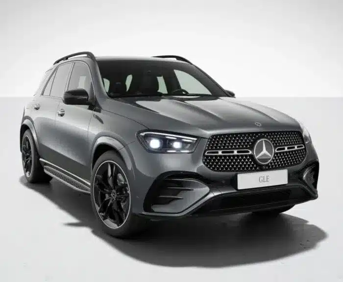 Grå mercedes gle med amg line och night package